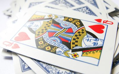 5 roliga kortspel för familjen